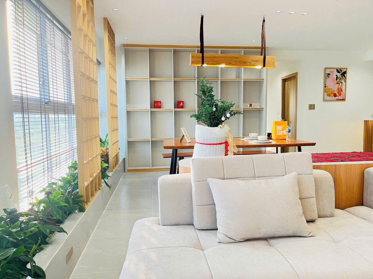 can canh phong khach va phong an - Giá mua bán căn hộ 3pn chung cư Happy Valley Phường Tân Hưng T3/2026