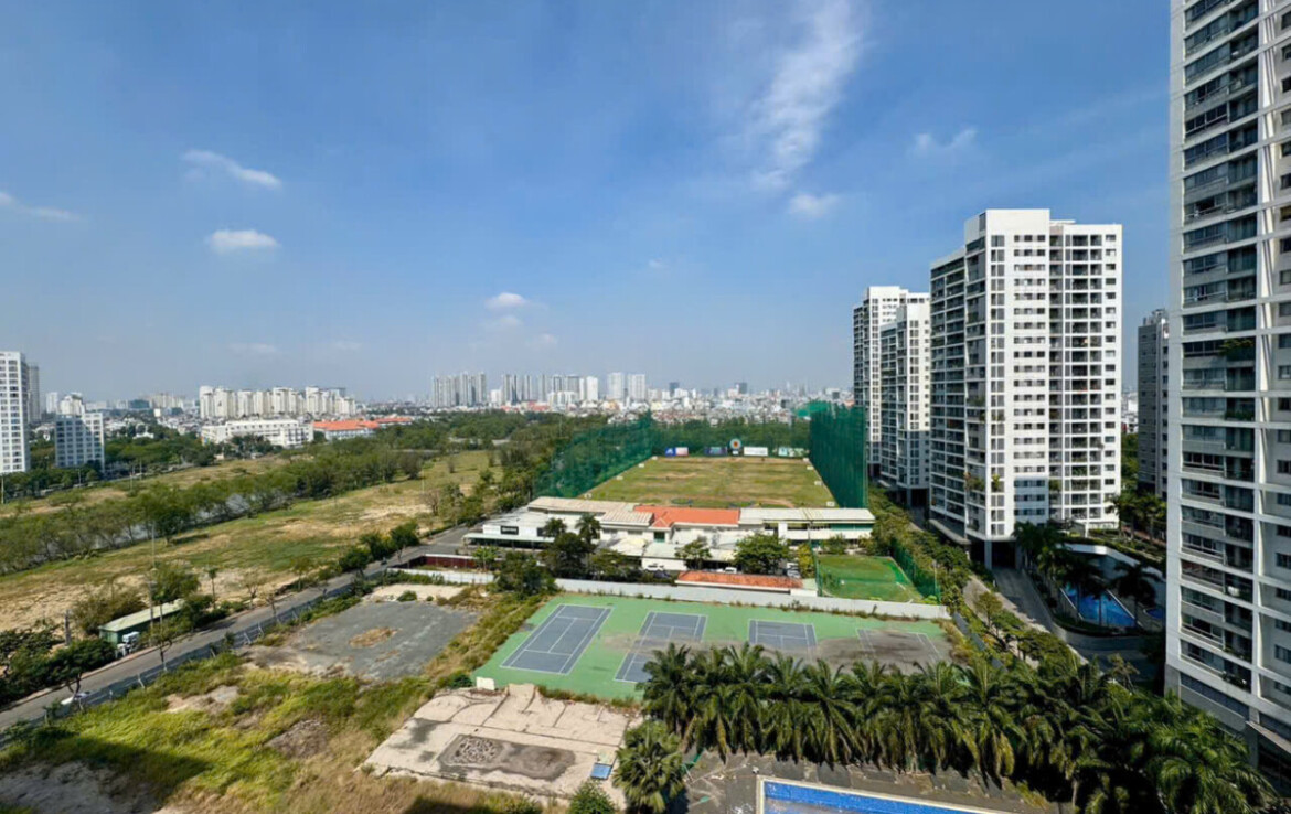 can ho lau cao view toan canh thanh pho 1170x738 - Giá mua bán căn hộ 3pn tòa D chung cư Scenic Valley 1 phường Tân Mỹ T2/2026