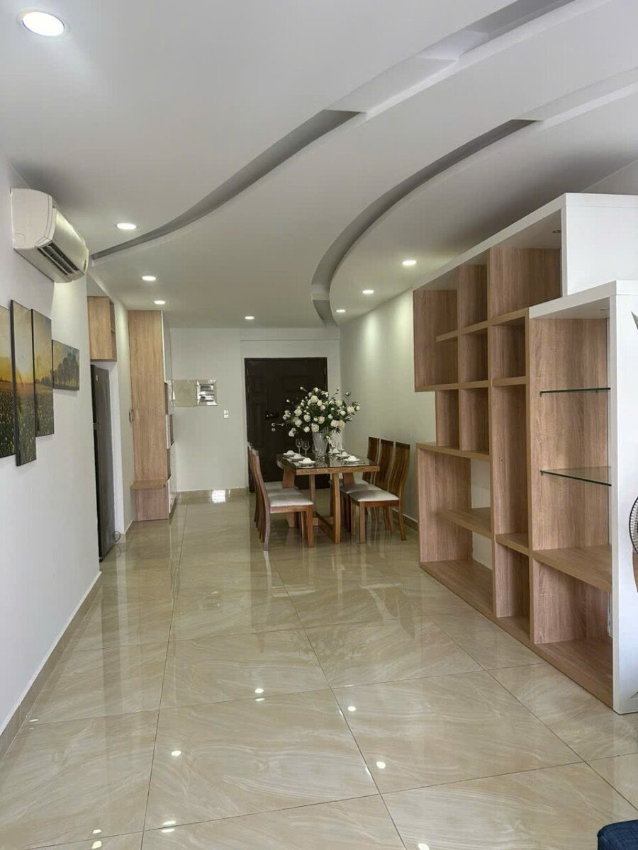 can ho scenic cho thue - Cho thuê căn hộ Scenic Valley 1. DT 80m2 Nhà đẹp- lầu cao- View hồ bơi- 2 Phòng ngủ-2wc- Giá thuê 19 Triệu/Tháng