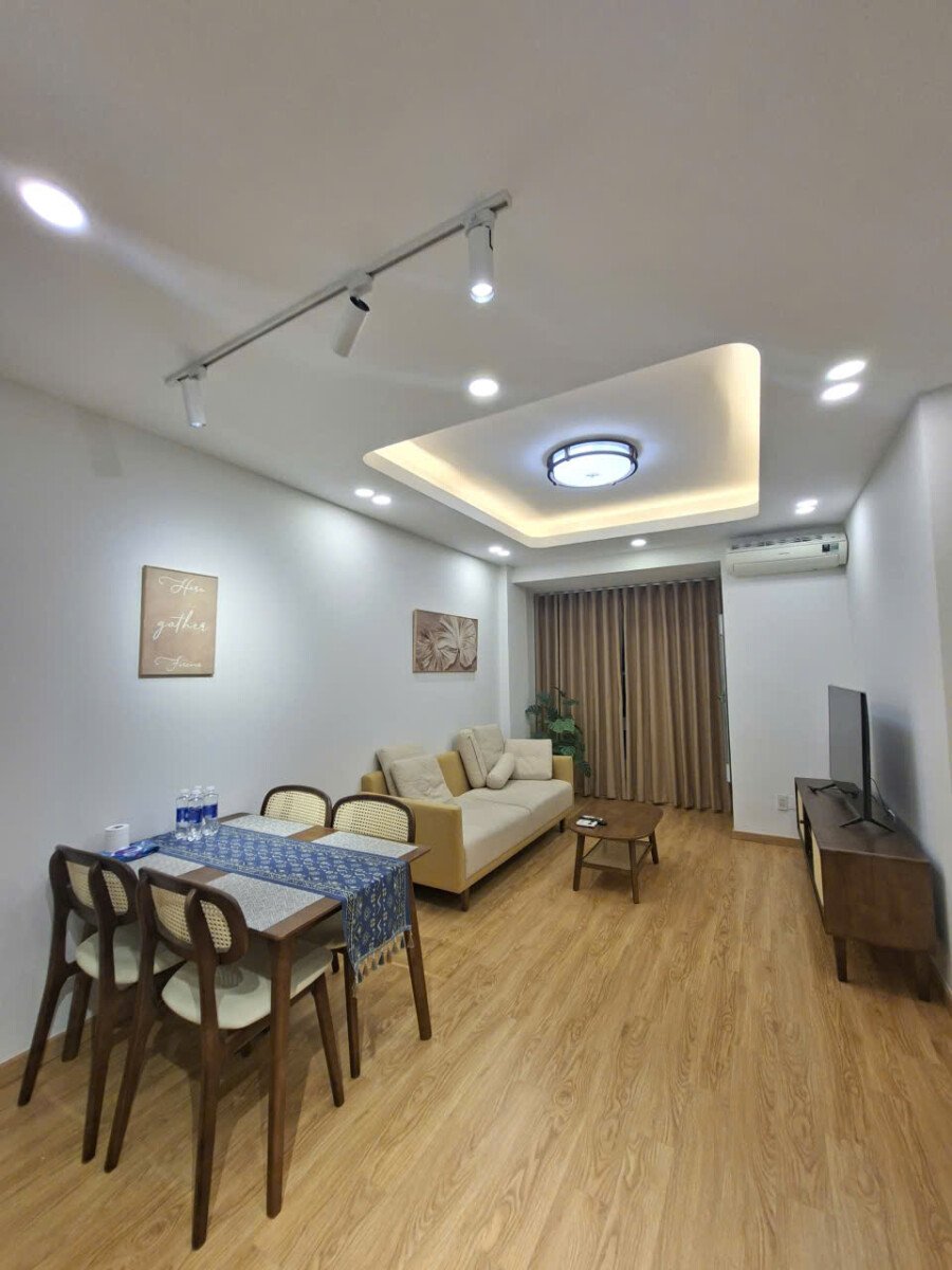 can ho sky garden 3 can cho thue 4 - Cho thuê căn hộ đẹp tại Sky Garden 3. DT 68m2 Nhà đẹp- Nội thất mới tinh- 2 phòng ngủ-2wc- Giá thuê 17 Triệu/Tháng