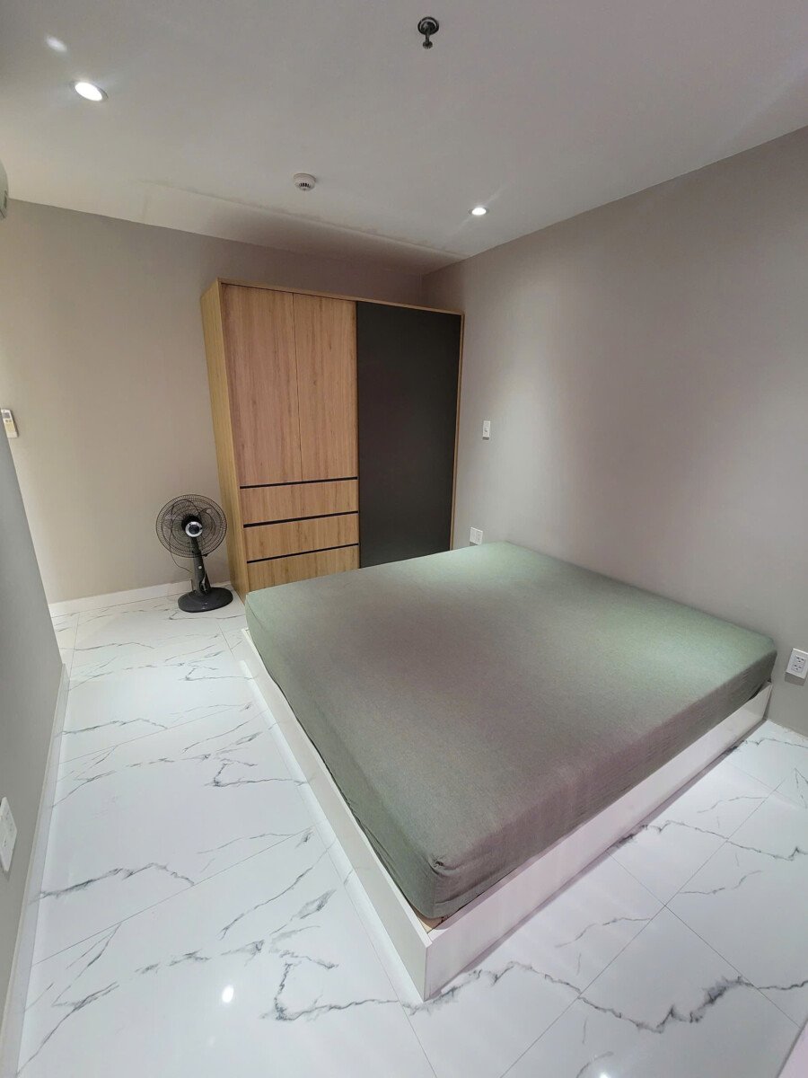 cho thue can goc scenic valley 1 6 - Cho thuê căn hộ Scenic Valley 1. DT 77m2 Nhà đep- rộng rãi- 2 phòng ngủ-2wc- Lầu cao thoáng- Giá 18 Triệu/Tháng