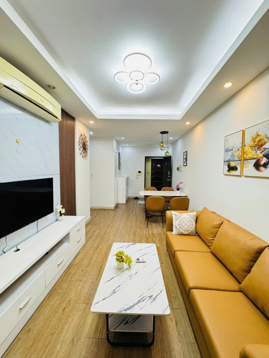 cho thue can ho dep sky garden 3 9 - Cho thuê căn hộ có sân vườn tại Sky Garden 3. DT 100m2 Nhà đẹp- 2 Phòng-2wc- Nội thất đầy đủ- Giá 26 Triệu/Tháng