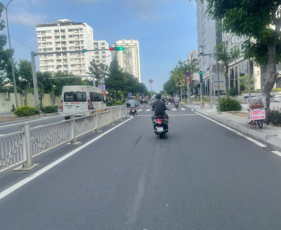 chung cu the aurora mat duong nguyen luong bang 900x738 - Giá mua bán căn hộ 2pn chung cư The Aurora phường Tân Mỹ T3/2026