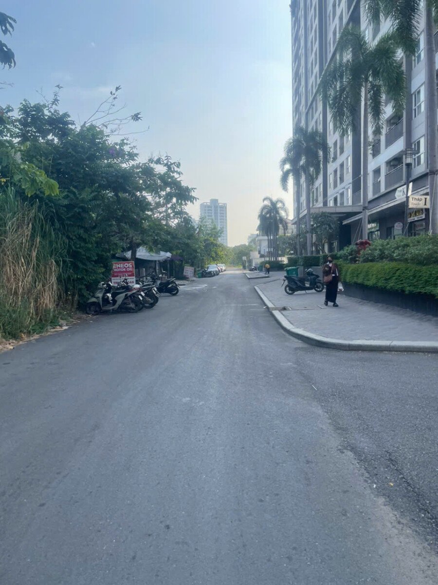 duong truoc shophouse - Giá mua bán Shophouse chân đế Block K chung cư Sunrise Riverside Nhà Bè T2/2026