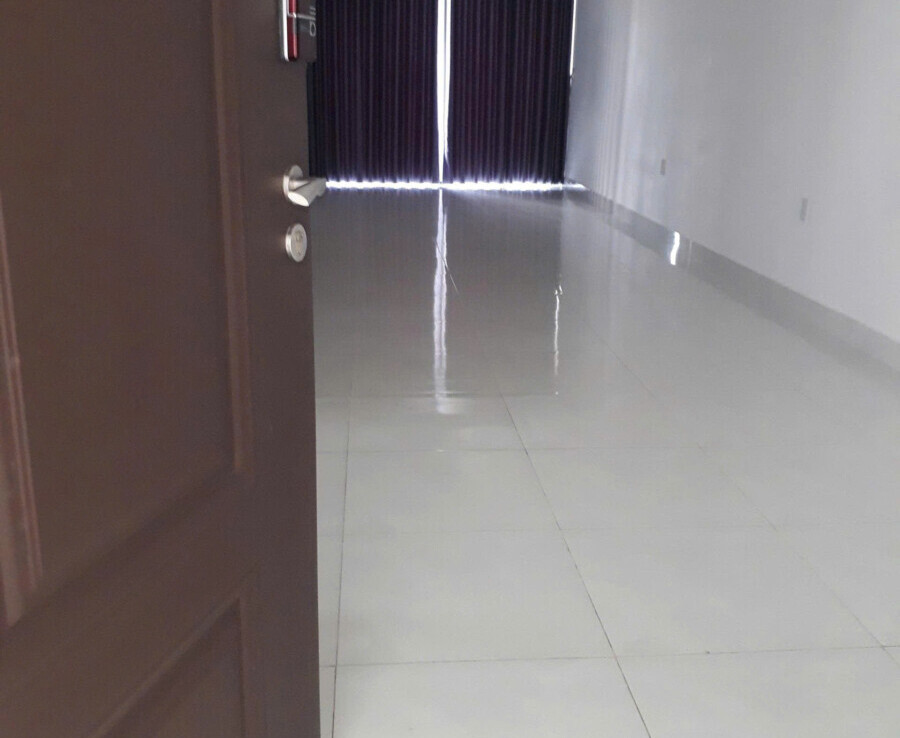 hien trang nha hoan thien co ban 900x738 - Giá mua bán căn hộ 3pn tòa D chung cư Scenic Valley 1 phường Tân Mỹ T2/2026