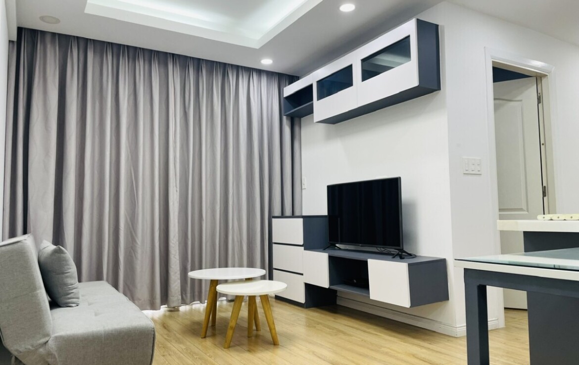 hinh anh phong khach can ho cho thue 1 1170x738 - Cho thuê căn hộ chung cư Scenic Valley 1, 02pn, giá 18tr/tháng, nội thất đầy đủ, view nội khu.