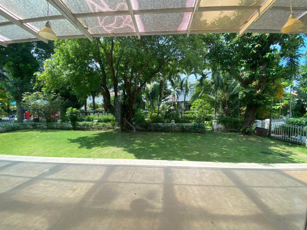 mat sau biet thu lien ke cong vien noi khu - Giá mua bán nhà Biệt thự nguyên căn kdc Phú Gia phường Tân Hưng t2/2026