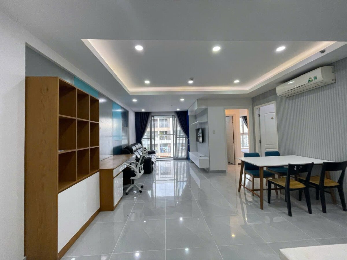 nha dep scenic cho thue - Cho thuê căn hộ Scenic Valley 1. Căn góc 77m2 Thiết kế 2 phòng-2wc-Lầu cao-View nội khu- Giá 20 Triệu/Tháng