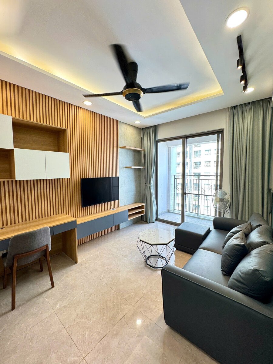 nha dep ssr can ban - Bán căn hộ Saigon South Residences. DT 74m2 Lầu cao vút- view đông nam-2 phòng ngủ-2wc- Nội thất đầy đủ- Giá 6.050 Tỷ