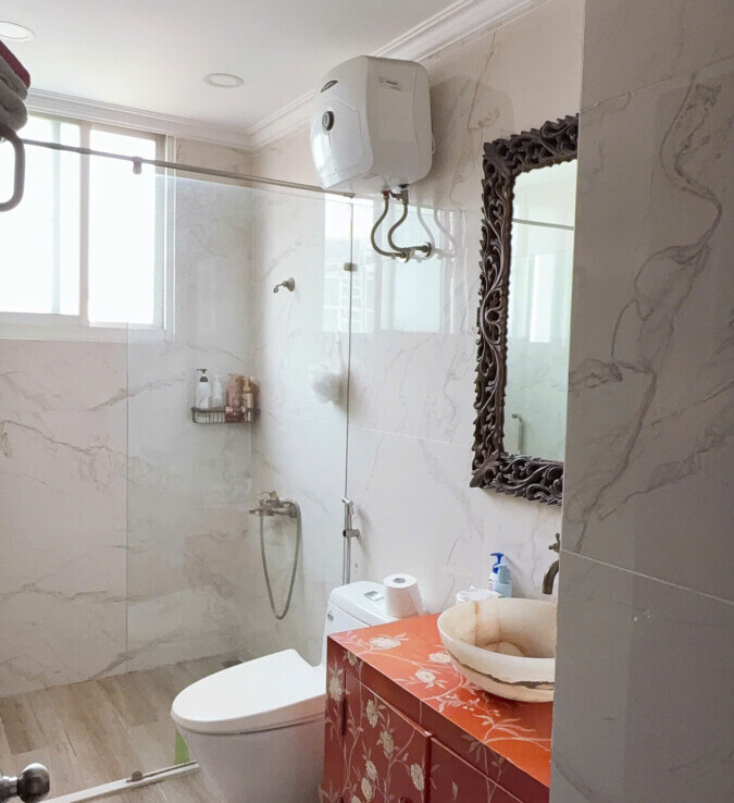 nha tam day du thiet bi 675x738 - Giá mua bán căn hộ 3pn tòa A chung cư Cảnh Viên 2 phường Tân Mỹ T2/2026