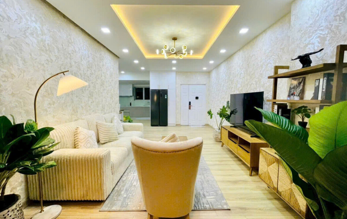 phong khach can ho ban 15 1170x738 - Giá mua bán căn hộ 3pn chung cư Garden Court 2 phường Tân Hưng T3/2026