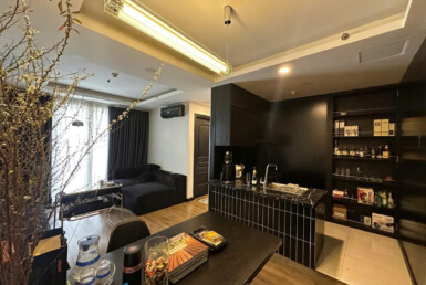 phong khach can ho can ban 2 385x258 - Bán căn hộ chung cư Scenic Valley 1, 71m2, 02pn, giá 7 tỷ, nhà đẹp,đủ nội thất.