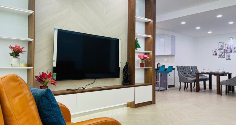 Bán căn hộ chung cư Grand View A, 118m2, 03pn, giá 12.5 tỷ, nội thất đầy đủ, xem nhà dễ.