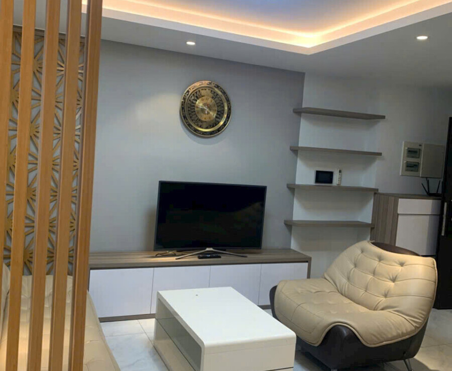 phong khach can ho can cho thue 900x738 - Cho thuê căn hộ 03pn, chung cư Scenic Valley 1, giá 1.100usd/tháng, đủ nội thất, xem nhà dễ.