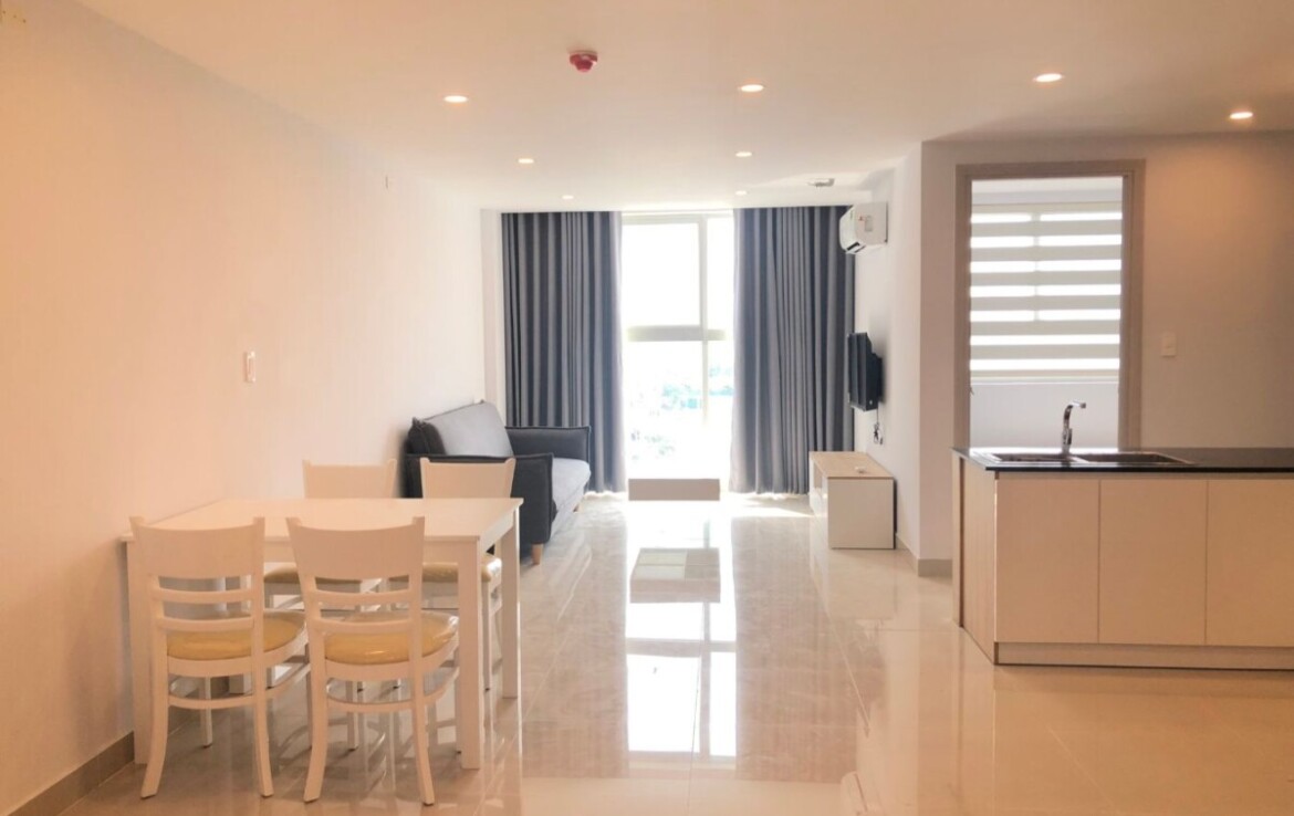 phong khach can ho cho thue 1170x738 - Bán căn hộ chung cư Scenic Valley 2, 77m2, tầng cao, 02pn, giá 7.6 tỷ + 01 ô đậu xe ô tô.