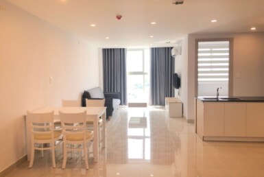 phong khach can ho cho thue 385x258 - Bán căn hộ chung cư Scenic Valley 2, 77m2, tầng cao, 02pn, giá 7.6 tỷ + 01 ô đậu xe ô tô.