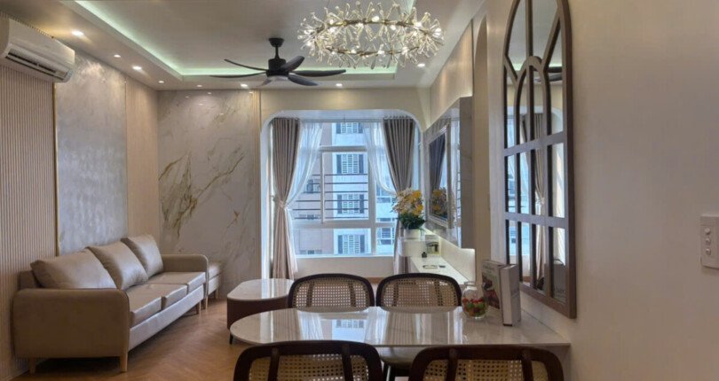 Bán căn góc Sky Garden 3. DT 75m2 Nhà đẹp thiết kế 3 Phòng ngủ-2wc- Sẵn khách thuê 28 Triệu/Tháng. Giá bán 7.180 Tỷ