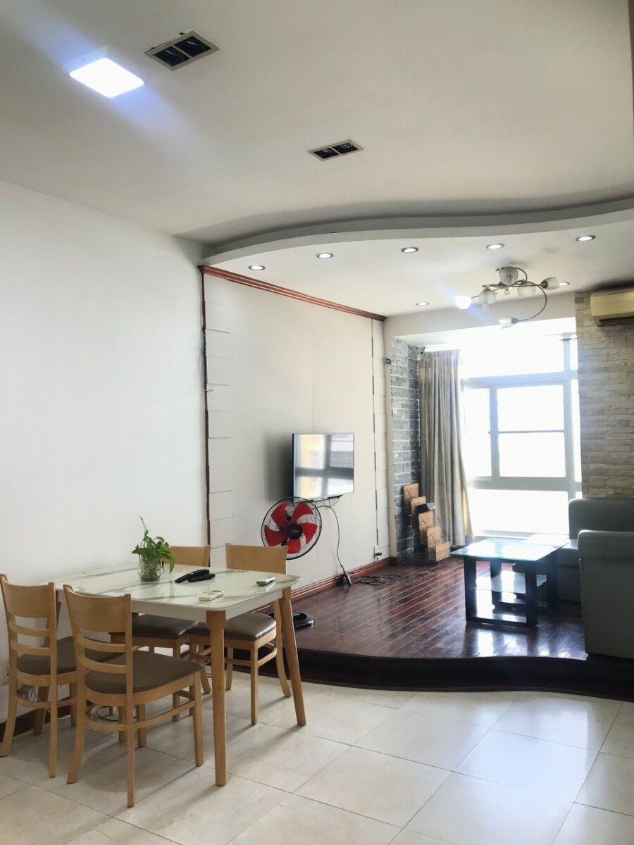 phong khach rong - Cho thuê căn hộ Sky Garden 2. DT 81m2 Thiết kế 3 phòng ngủ-2wc- Nội thất đầy đủ như hình- Giá rẻ chỉ 13 Triệu/Tháng