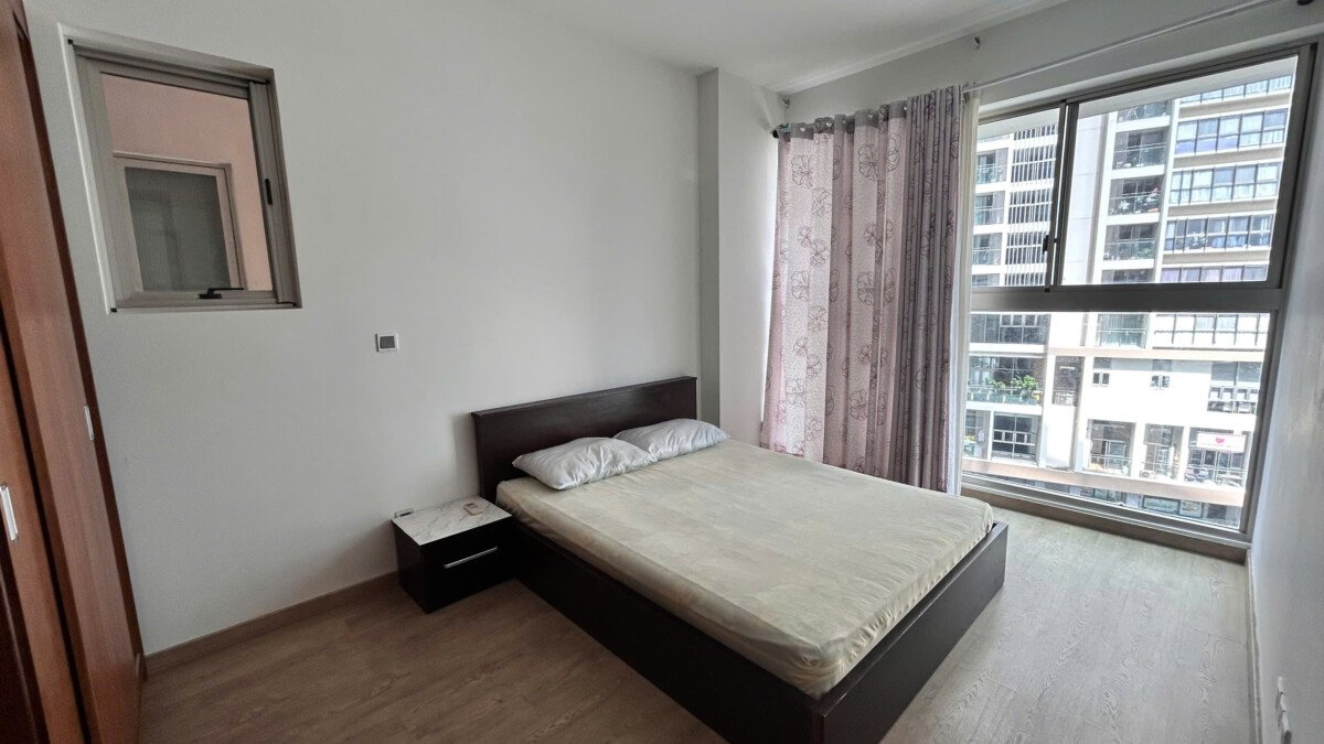 phong khach thoang - Cho thuê căn hộ Midtown Phú Mỹ Hưng. DT 83m2 Thiết kế 2 Phòng-2wc- Đủ nội thất Giá rẻ 20 Triệu/Tháng