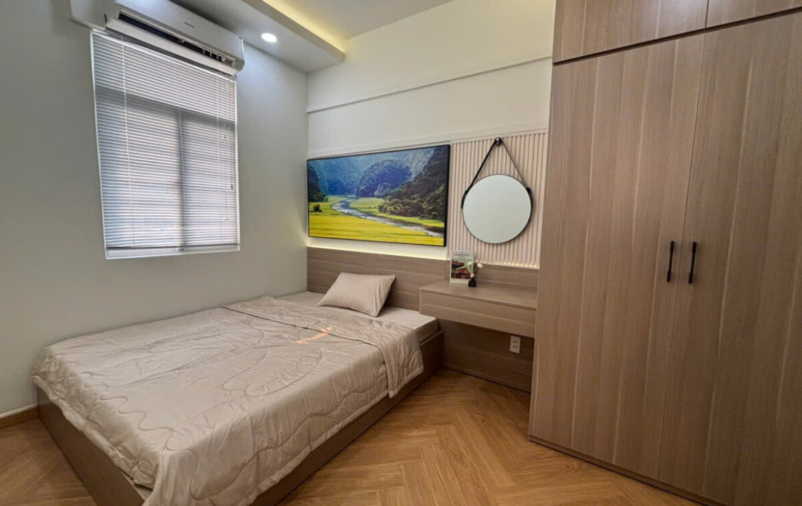 phong ngu 1 can ho sky garden 3 can ban 6 1170x738 - Bán căn góc Sky Garden 3. DT 75m2 Nhà đẹp thiết kế 3 Phòng ngủ-2wc- Sẵn khách thuê 28 Triệu/Tháng. Giá bán 7.180 Tỷ
