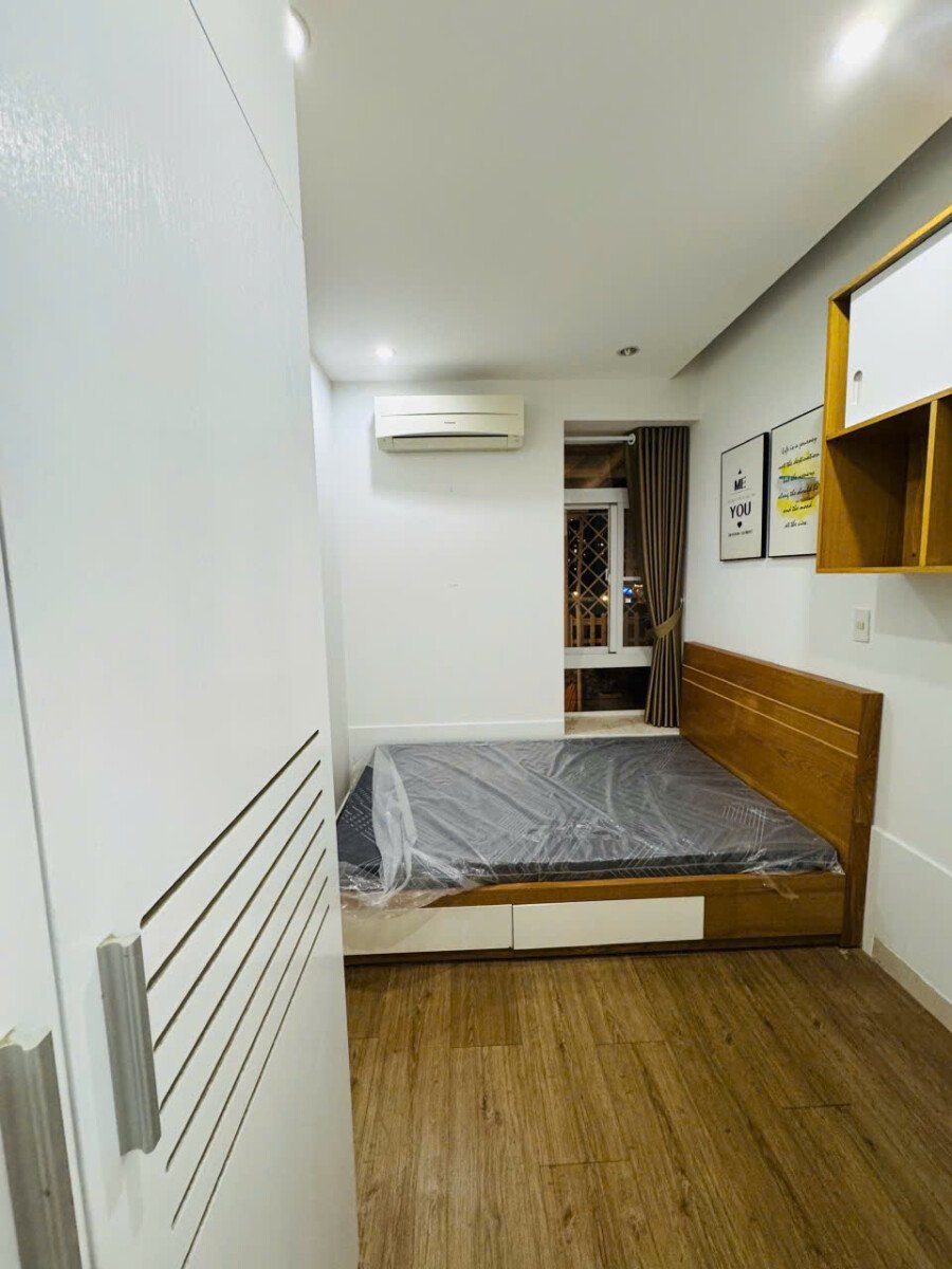 phong ngu 2 2 - Cho thuê căn hộ có sân vườn tại Sky Garden 3. DT 100m2 Nhà đẹp- 2 Phòng-2wc- Nội thất đầy đủ- Giá 26 Triệu/Tháng
