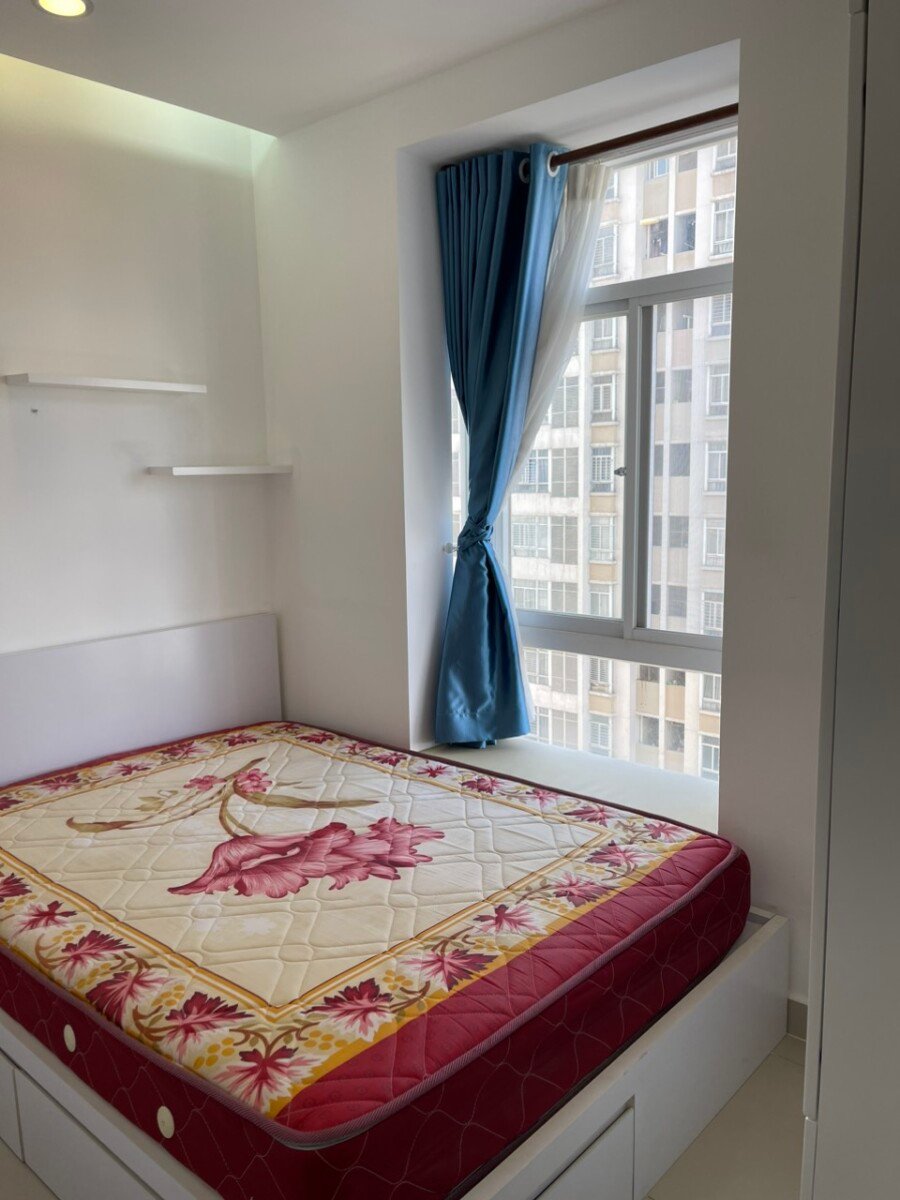 phong ngu 2 can sky 3 cho thue - Cho thuê căn hộ Sky Garden 3. DT 70m2 Thiết kế 3 Phòng ngủ-2wc- Nội thất như hình- Giá 16 Triệu/Tháng