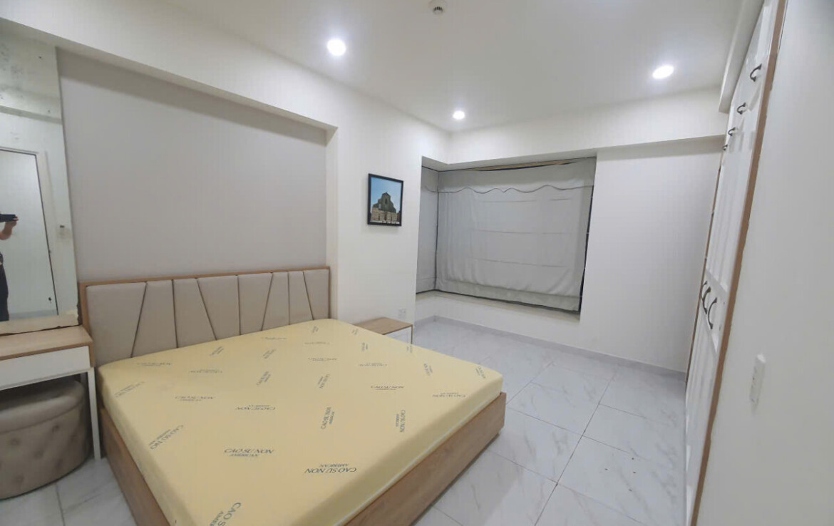 phong ngu 2 hung phuc cho thue 1170x738 - Cho thuê căn hộ Hưng Phúc Happy residences. DT 98m2 Thiết kế 3 Phòng-2wc- View biệt thự- Giá thuê 25 Triệu/Tháng