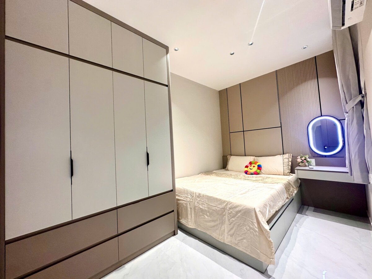 phong ngu 2 - Bán căn hộ đẹp tại Sky Garden 2. DT 71m2 Nhà mới-đẹp- lầu trung- 2 phòng-1wc- Nội thất mới 100%- Giá 5.950 Tỷ