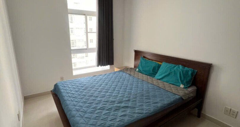 Bán căn hộ chung cư Sky Garden 2, 71m2, 02pn, giá 4,850 tỷ, nhà đang có hợp đồng thuê dài.