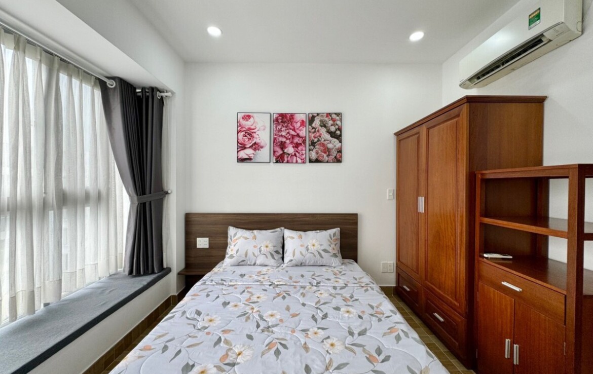 phong ngu chinh 1 1170x738 - Cho thuê căn hộ Scenic Valley 1. DT 71m2 Lầu cao- thiết kế 2 Phòng-2wc- Nội thất đầy đủ- Giá 19 Triệu/Tháng