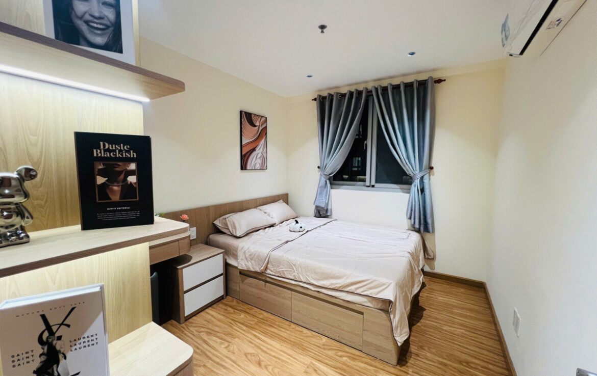 phong ngu chinh can ho scenic valley cho thue 1170x738 - Cho thuê nhanh căn hộ Scenic Valley 1. DT 71m2 Nhà đẹp, Nội thất mới thiết kế 2 Phòng-2wc- Lầu cao- Giá 24 Triệu/Tháng