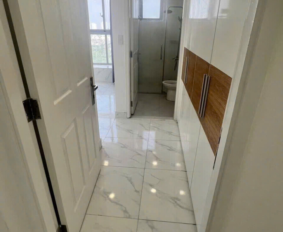 phong ngu lon can ho ban 899x738 - Giá mua bán căn hộ 3pn tòa D chung cư Scenic Valley 1 phường Tân Mỹ T2/2026