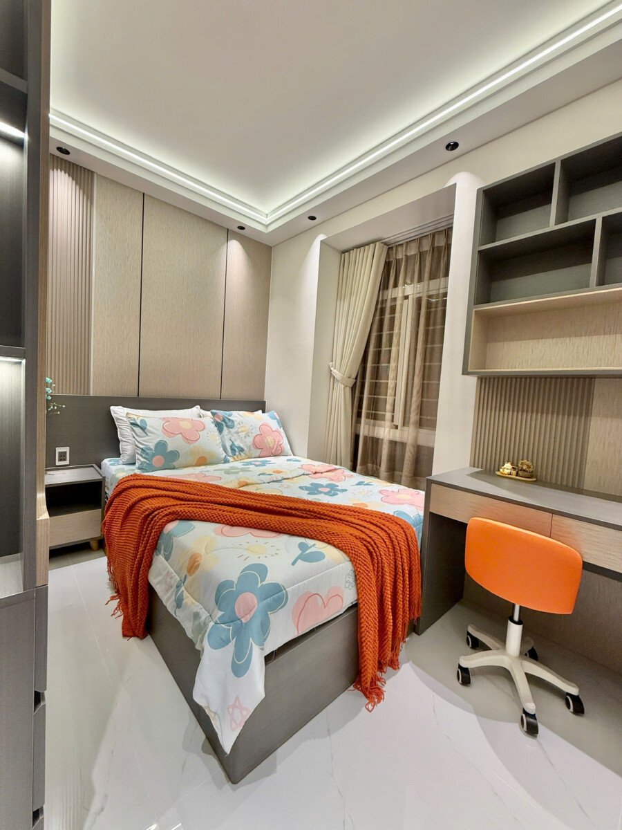 phong ngu thoang - Bán nhanh căn hộ Sky Garden 3. DT 70m2 Thiết kế 3 Phòng ngủ- 2wc- Nhà mới 100%- Giá bán 6.1 Tỷ