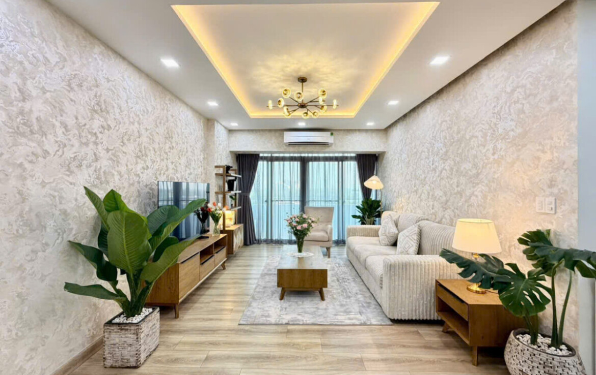 toan canh phong khach can ho ban 1170x738 - Giá mua bán căn hộ 3pn chung cư Garden Court 2 phường Tân Hưng T3/2026