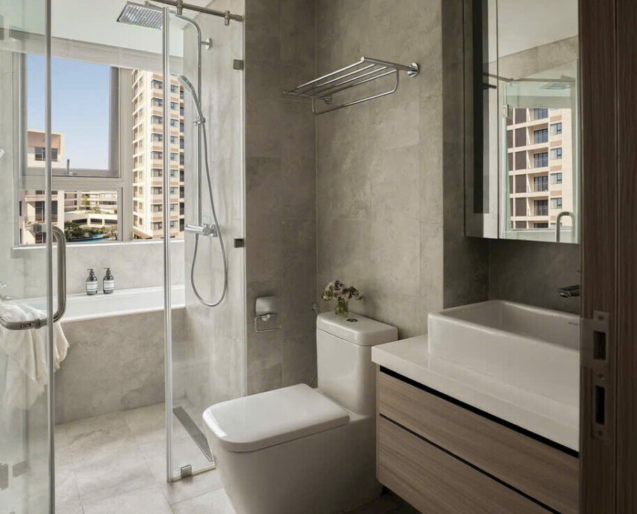 toilet hoan thien day du thiet bi 913x738 - Giá mua bán căn hộ 3pn chung cư The Horizon Phường Tân Mỹ T2/2026