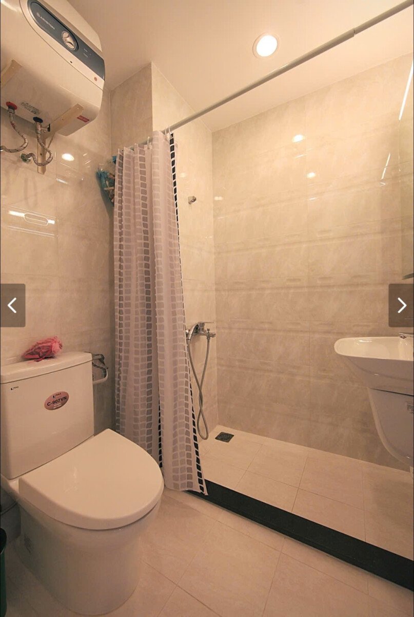 tollet can ho ban 5 - Bán căn góc chung cư Sky Garden 3, 03pn, giá 6.1 tỷ, nhà đẹp, đầy đầy đủ nội thất, xem nhà dễ.