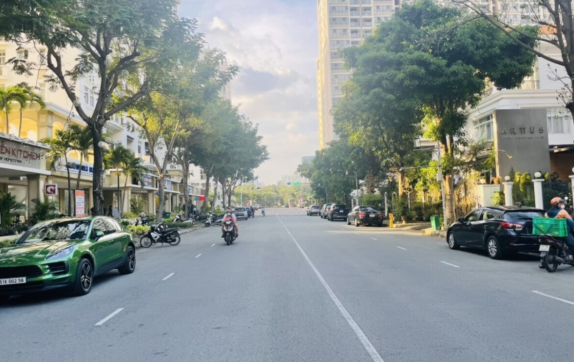 vi tri shophouse mat duong c 1170x738 - Giá mua bán Shophouse chân đế chung cư Cảnh Viên 2 phường Tân Mỹ T2/2026