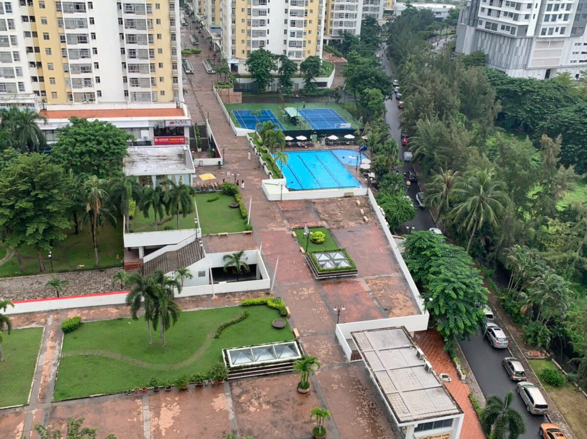 view can goc sky garden 3 ban - Bán nhanh căn hộ Sky Garden 3. Căn góc 72m2 View trực diện hồ bơi- Lầu cao- 2 Phòng ngủ-2wc- Giá bán 6.5 Tỷ