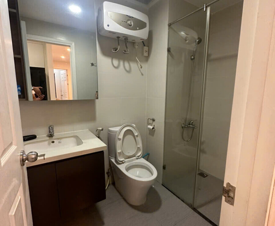 wc can ho cho thue 4 900x738 - Cho thuê căn góc Scenic Valley 1. DT 77m2 Thiết kế 2 Phòng-2wc- Nội thất như hình- View thoáng- Giá 20 Triệu/Tháng