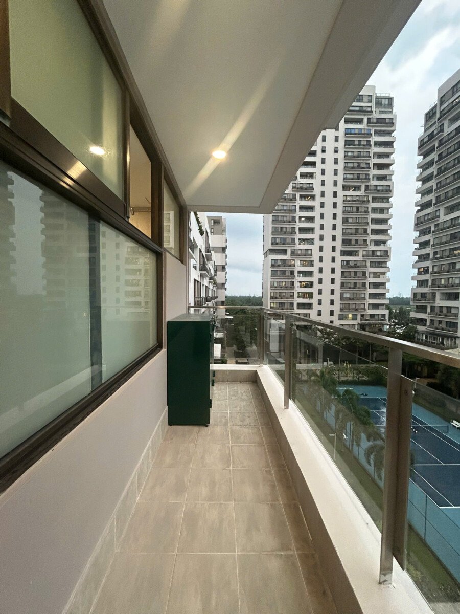 balcony can ho ban 1 - Giá mua bán căn hộ 3pn tòa 7c chung cư The Panorama phường Tân Hưng T4/2026