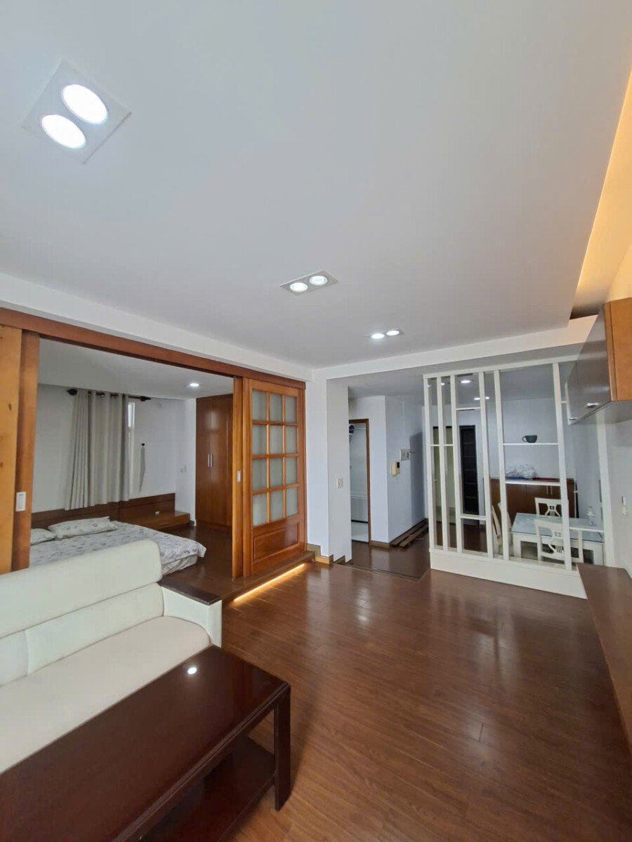 ban can ho sky 3 2 - Bán nhanh căn Sky Garden 3. DT 56m2 Thiết kế 1 Phòng ngủ-1wc- Nhà tone gỗ- Giá tốt 4.3 Tỷ