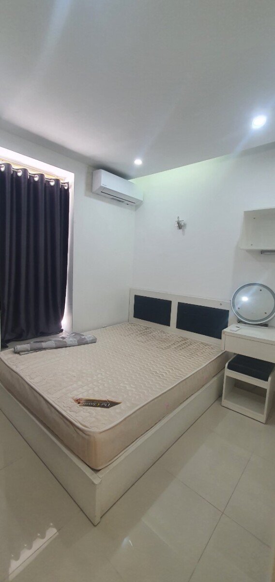 ban can ho sky garden 3 10 - Bán căn hộ Sky Garden 3. DT 70m2 Thiết kế 2 Phòng-2wc- Nội thất như hình- Đang cho thuê 13 Triệu. Giá bán 5.7 Tỷ