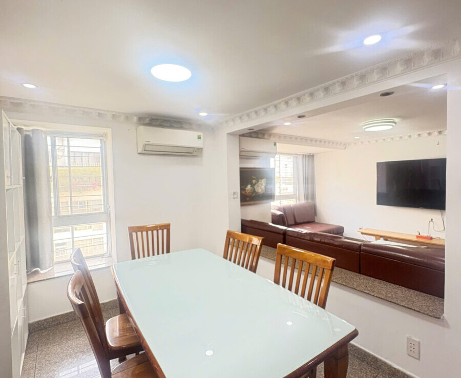 bep 900x738 - Cho thuê Duplex Sky Garden 1. DT 160m2 Thiết kế 5 Phòng ngủ-4wc- Nội thất như hình- Giá 26 Triệu/Tháng