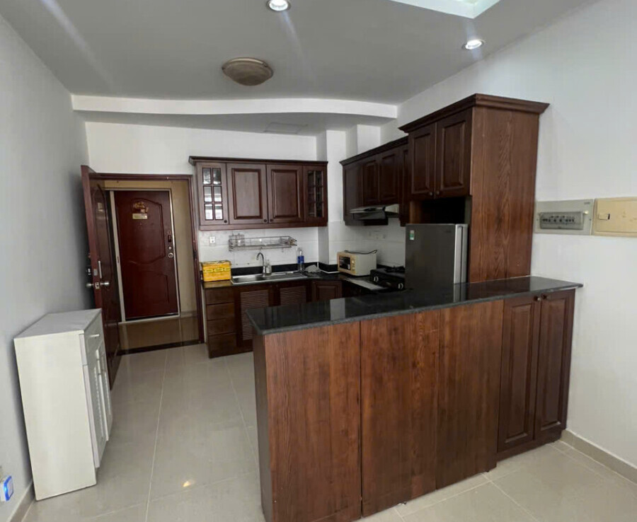 bep can ho ban 1 900x738 - Bán căn hộ chung cư Sky Garden 2, 71m2, 02pn, giá 4,850 tỷ, nhà đang có hợp đồng thuê dài.