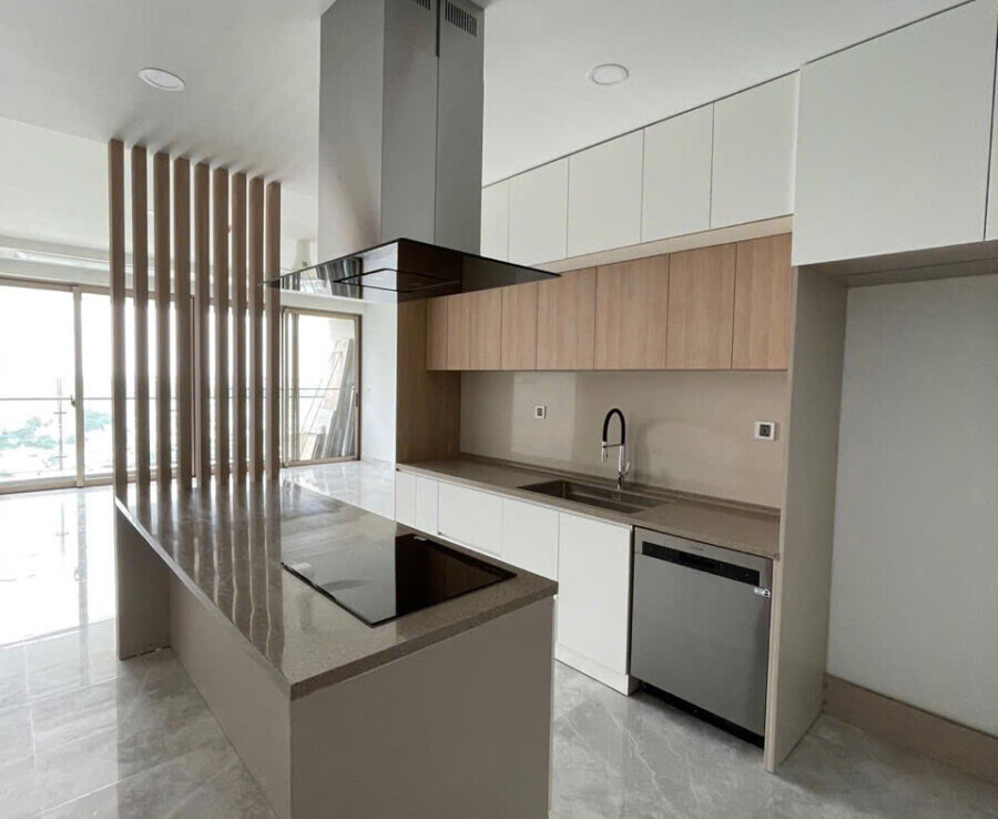 bep can ho ban 15 900x738 - Bán căn hộ 130m2 chung cư The Peak Midtown, 03pn, giá 19tr, nhà đang có hợp đồng thuê 2.500usd/tháng.