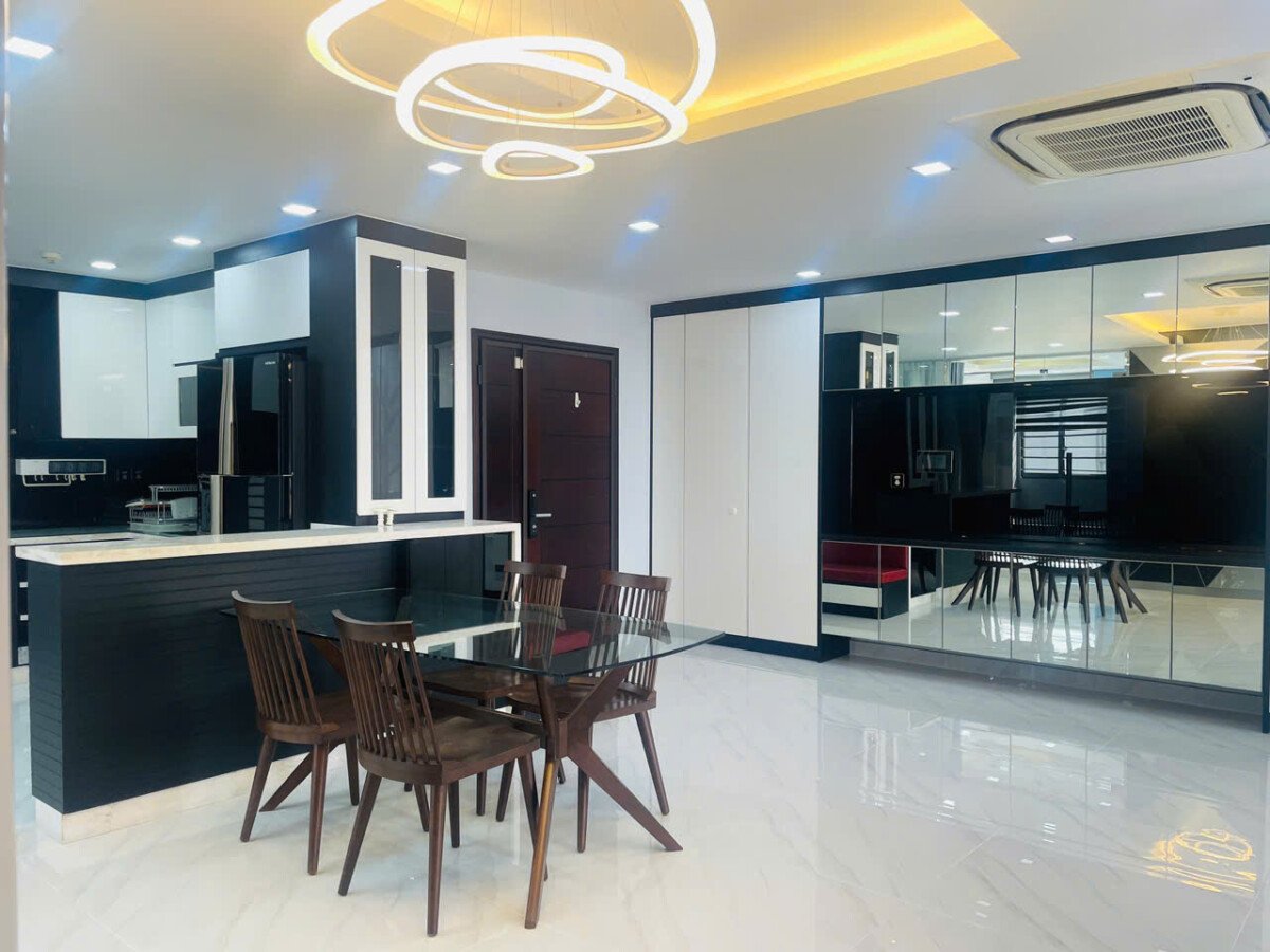 bep can ho cho thue 2 - Cho thuê căn góc chung cư Scenic Valley 1, 03pn, giá 1.500usd/tháng, nhà đẹp, xem nhà dễ.