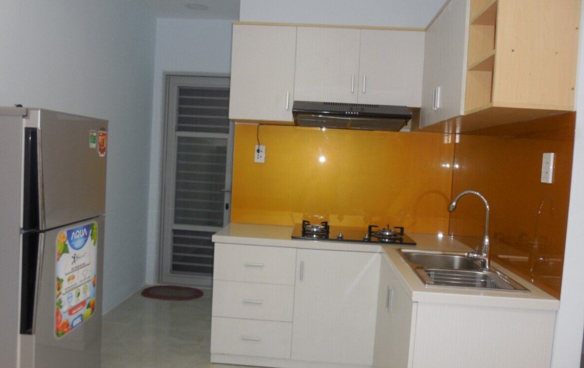 bep can ho cho thue 3 1170x738 - Cho thuê căn hộ 02pn, chung cư Scenic Valley 1, giá 18tr/tháng, đầy đủ nội thất.