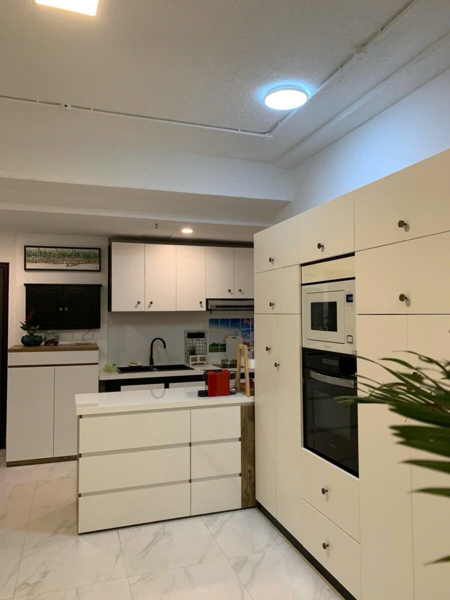 bep can ho cho thue rong - Cho thuê căn hộ 101m2, chung cư Scenic Valley 1, giá 23tr/tháng, nội thất đầy đủ.