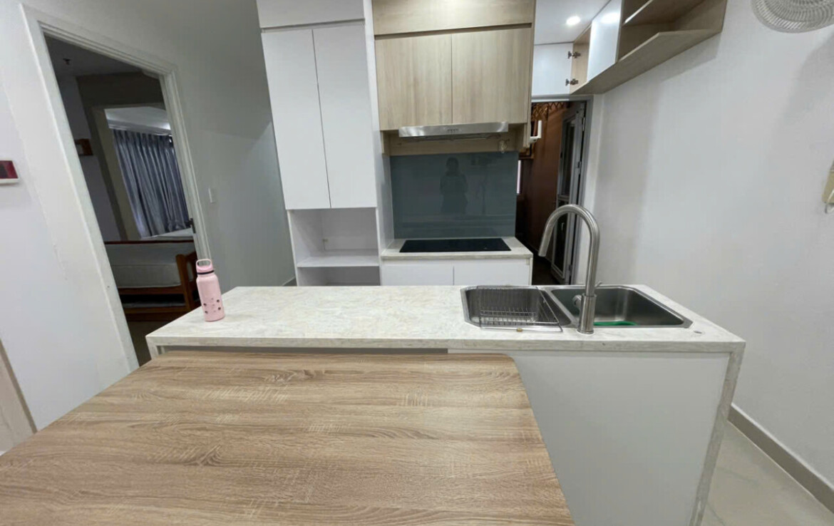 bep can scenic cho thue 1170x738 - Cho thuê căn hộ Scenic Valley 1. DT 71m2 Nhà đẹp- 2 Phòng-2wc- Nội thất như hình- Giá thuê rẻ 17 Triệu/Tháng