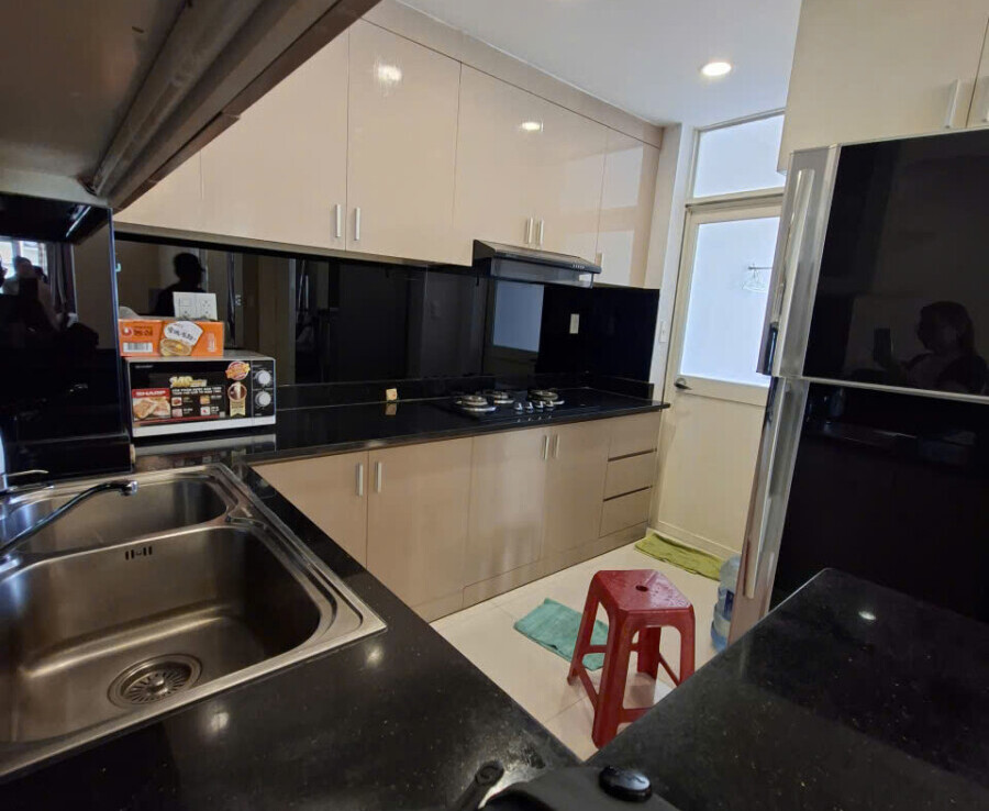 bep can sky garden 3 can ban 5 900x738 - Bán nhanh căn góc Sky Garden 3. DT 74m2 Nhà chưa qua đầu tư- thiết kế 2pn-2wc- Nội thất như hình- Giá 6.150 Tỷ